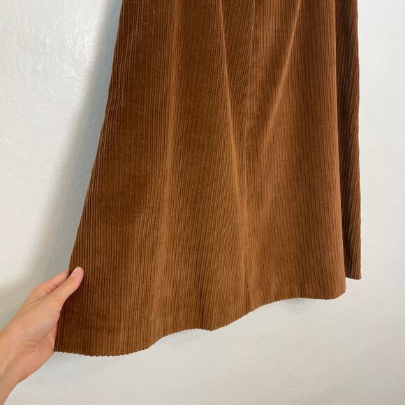 Vintage – Brown Corduroy High Rise A-Line Midi Skirt - Picture 2 of 7